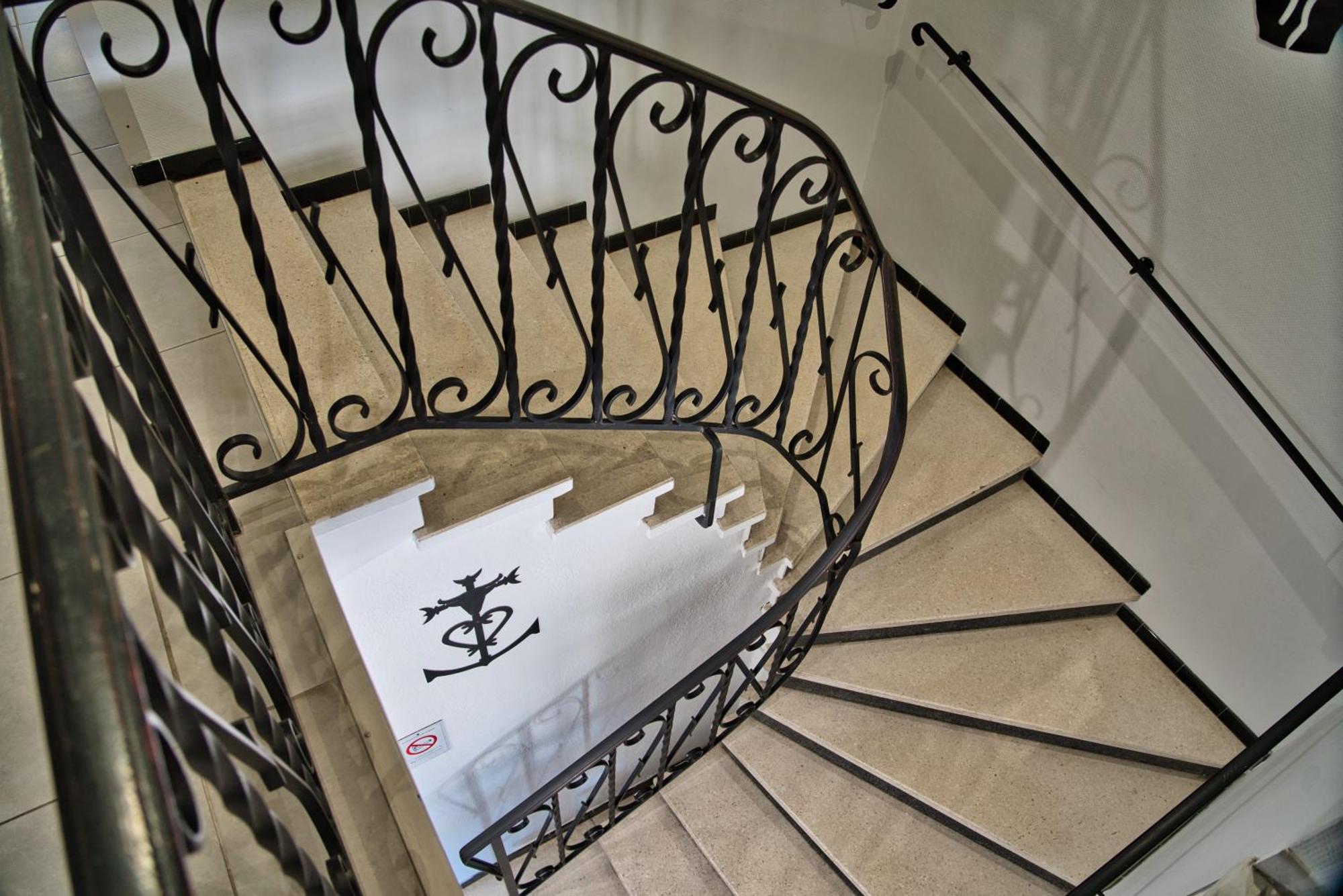 Clamador Hotel 3*