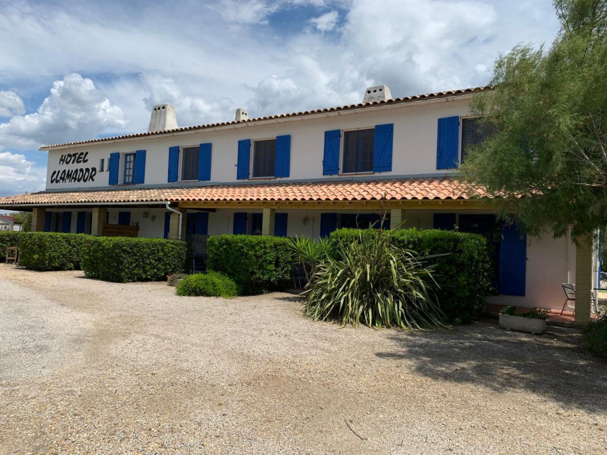 Clamador Hotel